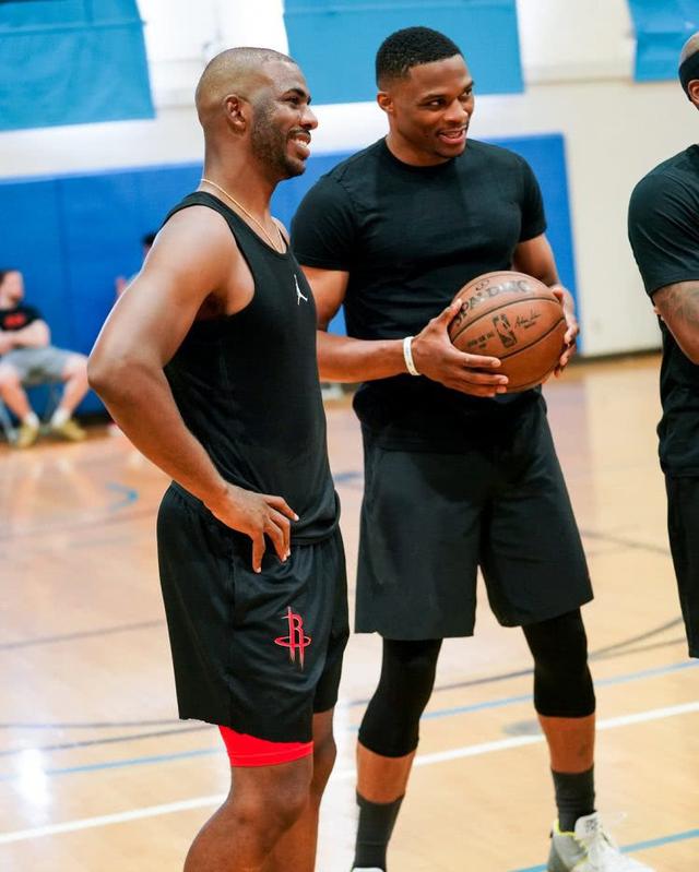 洛杉矶道奇队官方商城显示，大谷翔平 2025 纪念版球衣销量突破 150 万件