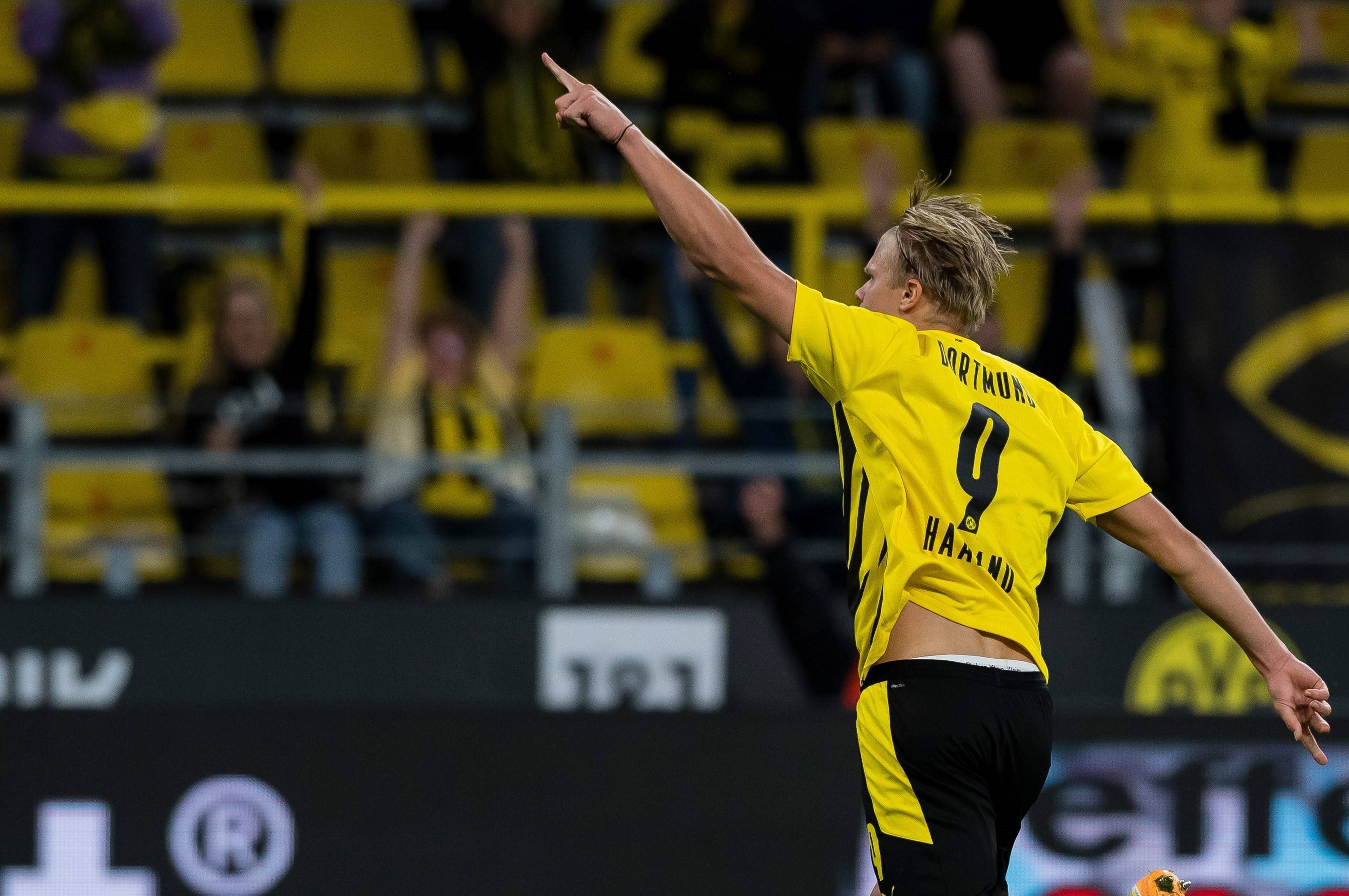 官方：北京首钢已为曾凡博完成注册