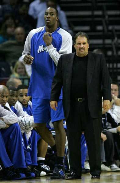 巴西2-0塞内加尔，埃斯特旺、卡塞米罗破门，库尼亚两度中框