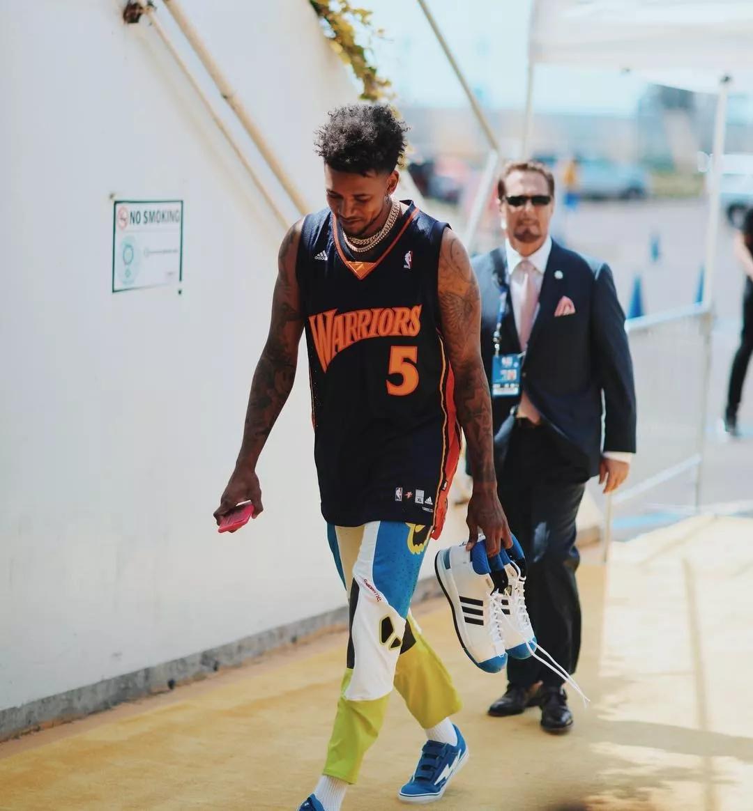 康宁汉姆生涯罚球命中率85%，但是连续2场投丢关键罚球