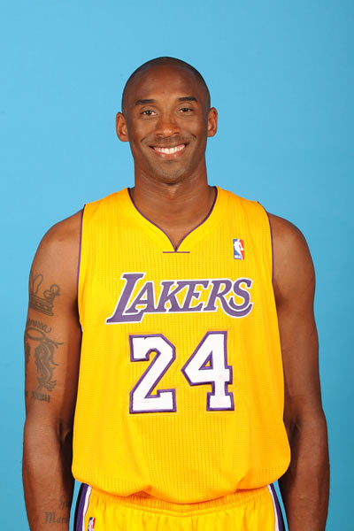 往事回望，幾多感傷。還好！天亮！