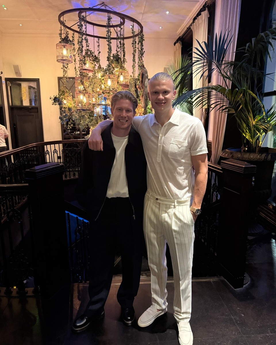 体坛记忆｜蹦床女神何雯娜，仅用30秒打破历史，空中芭蕾惊艳世界